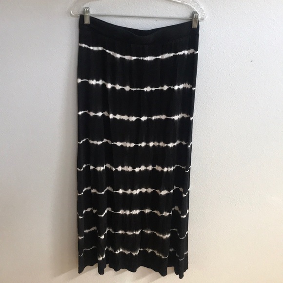 Volcom Skirt - Picture 2 of 5